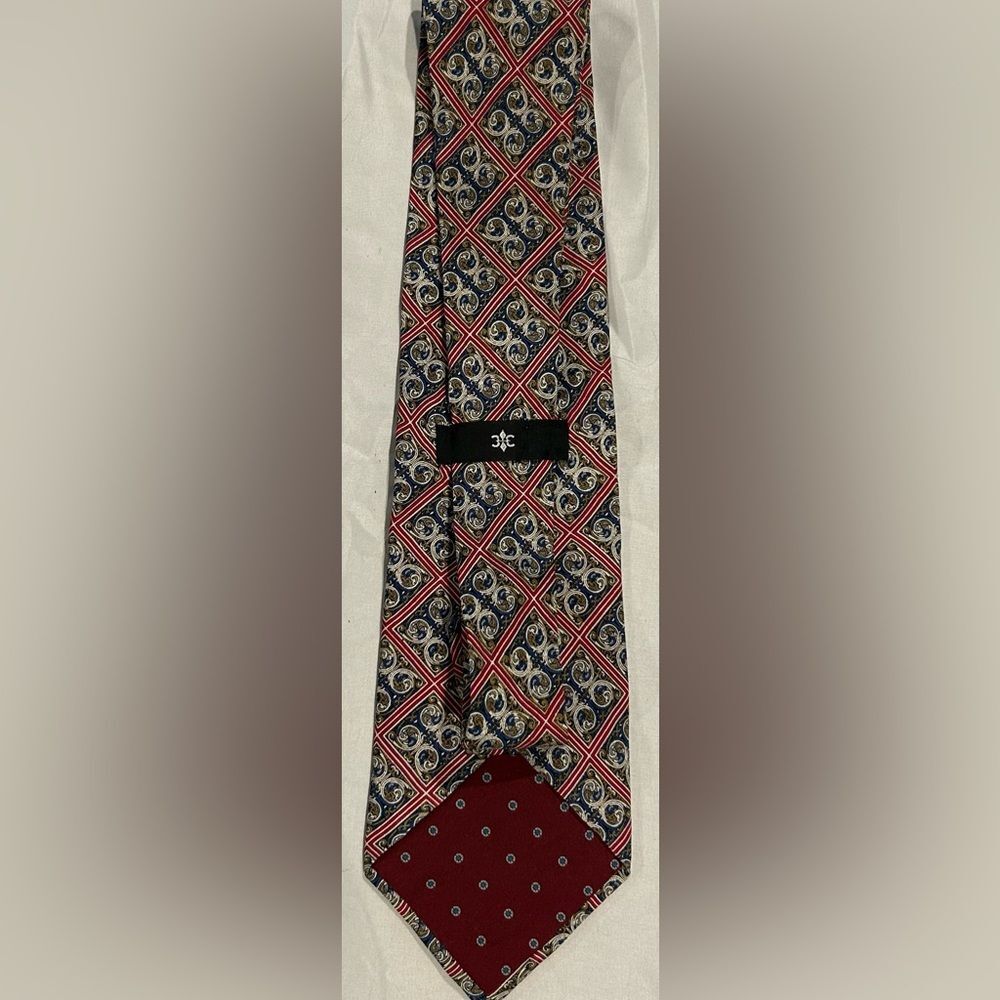 Silk necktie - Picture 3 of 3